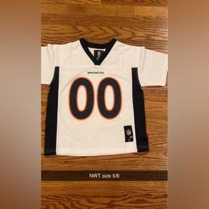 NWT Denver Broncos jersey size youth 5/6